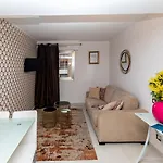 Sweett - Maison Blanche Apartment *