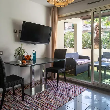 Apartment Sweett - Maison Blanche