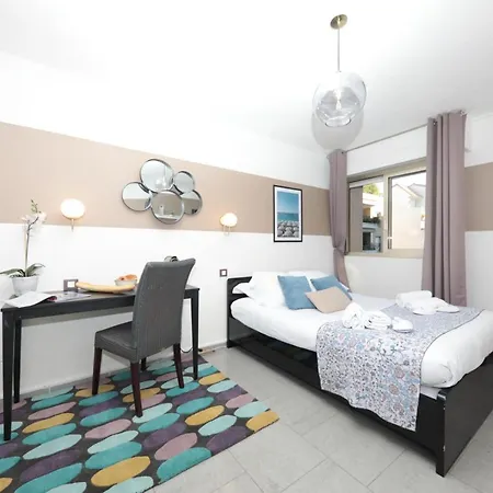 Sweett - Maison Blanche * Juan-les-Pins