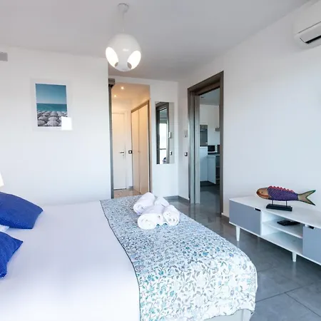 Sweett - Maison Blanche Apartment