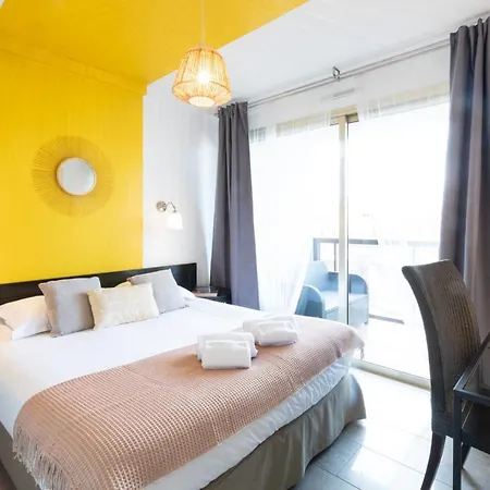 Sweett - Maison Blanche Апартаменты Жуан-ле-Пен