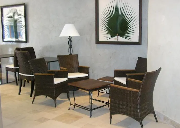 Sweett - Maison Blanche * Juan-les-Pins