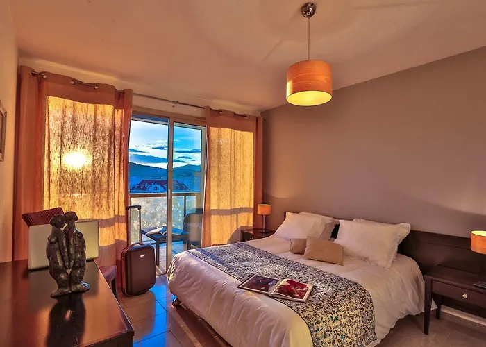 Sweett - Maison Blanche * Juan-les-Pins